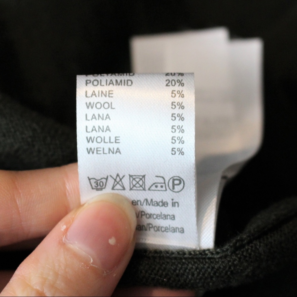Q2 Collection sweater - Picture 6 of 6